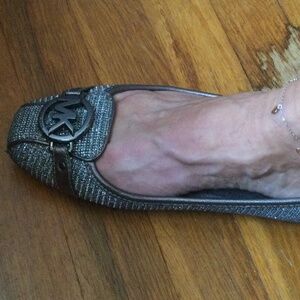 Michael kors flats silver